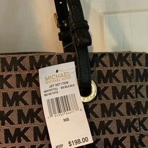 Brand New Michael Kors Handbag